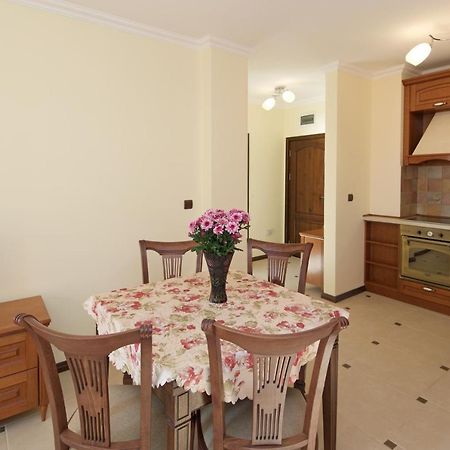 Mars Apartments In Tryavna Beach Complex Sveti Vlas Quarto foto