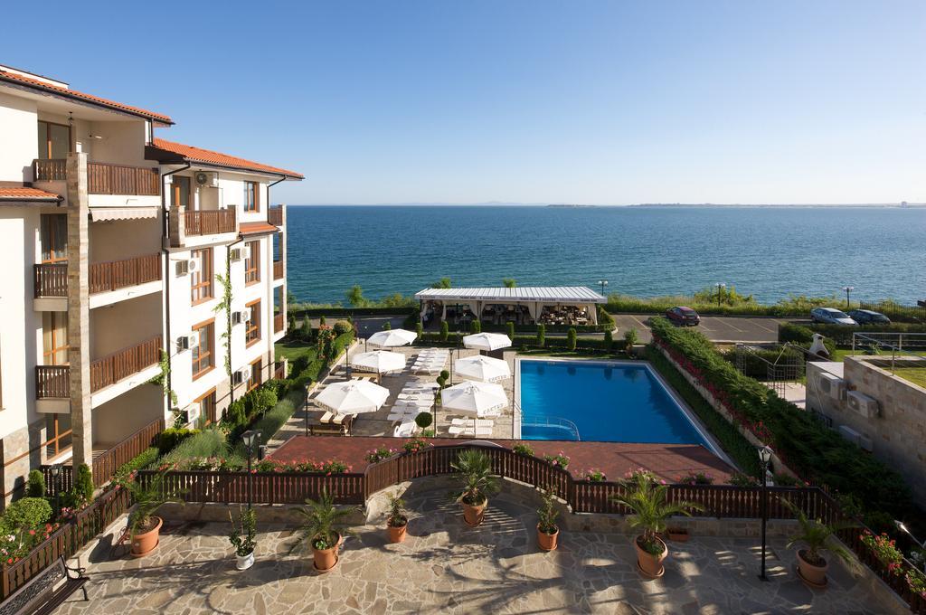 Mars Apartments In Tryavna Beach Complex Sveti Vlas Exterior foto