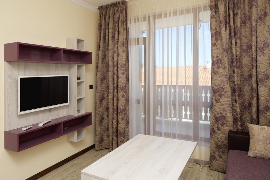 Mars Apartments In Tryavna Beach Complex Sveti Vlas Quarto foto